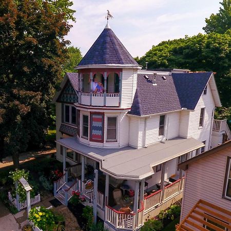 Bondy House Bed & Breakfast Amherstburg Dış mekan fotoğraf
