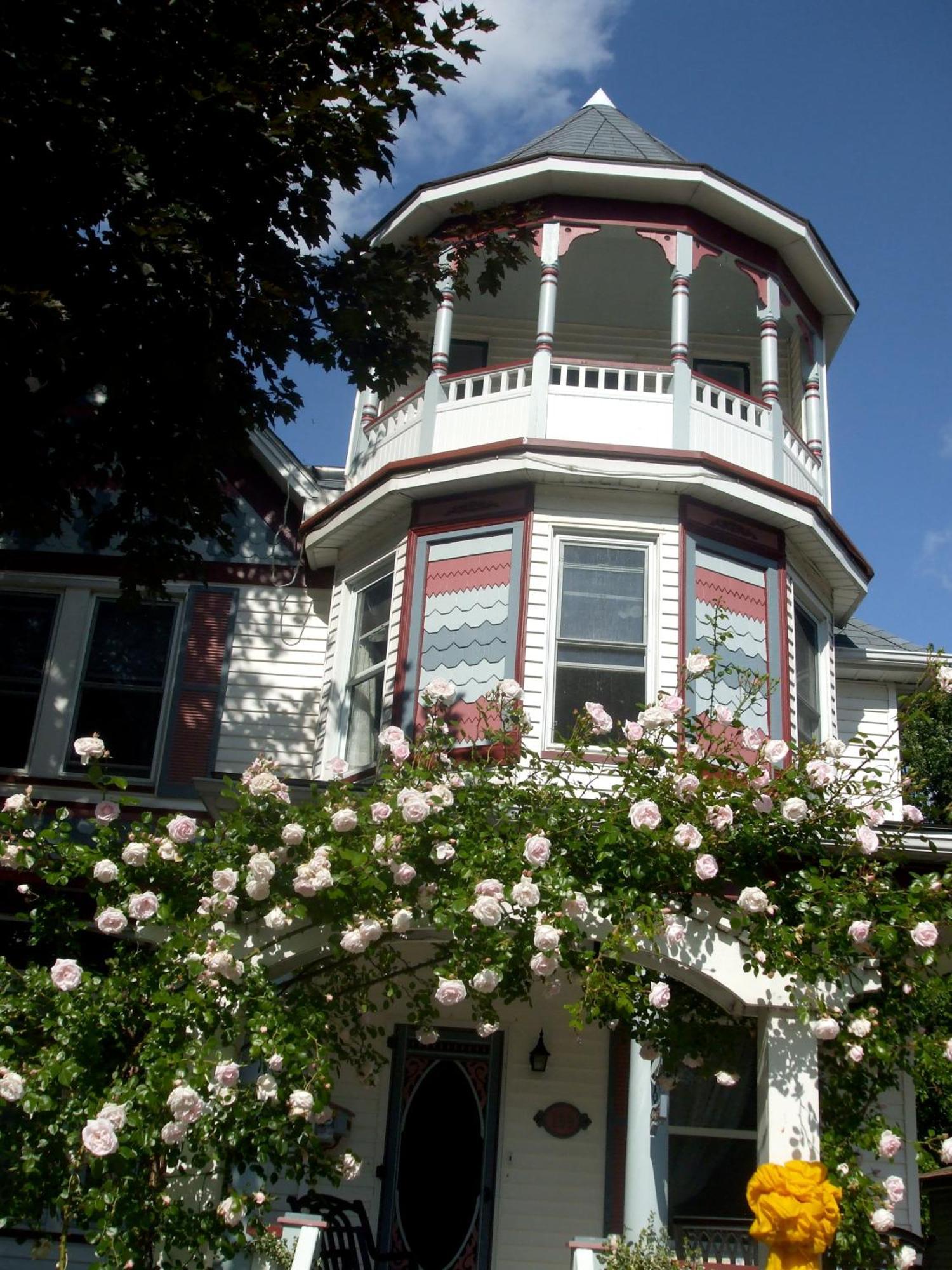 Bondy House Bed & Breakfast Amherstburg Dış mekan fotoğraf