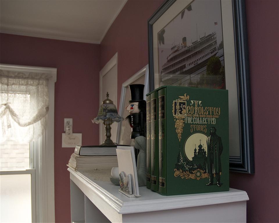 Bondy House Bed & Breakfast Amherstburg Dış mekan fotoğraf